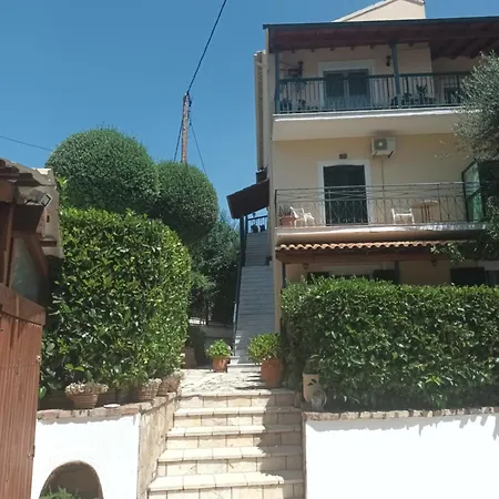 Flowers Gasthof Benitses (Corfu)