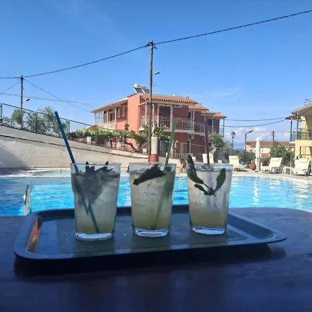 Πανσιόν Flowers Μπενίτσες